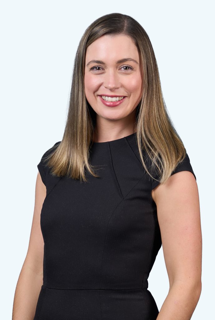 Amanda Wolfe - Headshot - Rectangle - 2022
